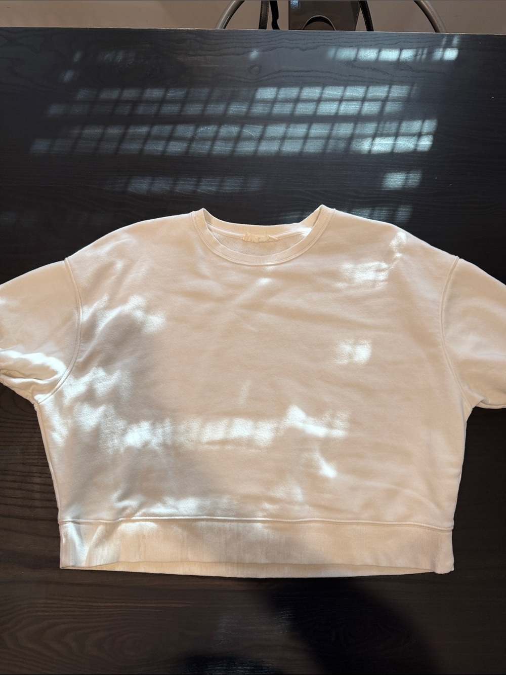 Casual Cropped Crewneck Sweatshirt - White